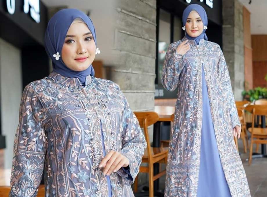 “Gamis” Pakaian Syar’i yang Bertransformasi Menjadi Fashion Modern